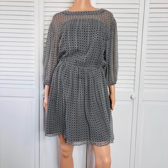 JOIE Andora Silk Dress Size Medium - Picture 2 of 8